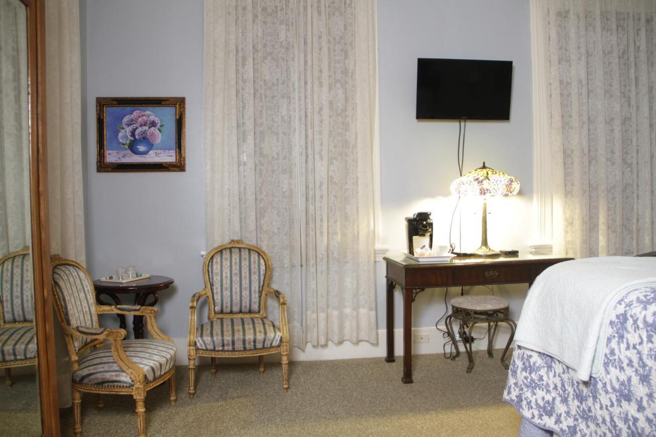 Flowertown Bed And Breakfast サマービル エクステリア 写真
