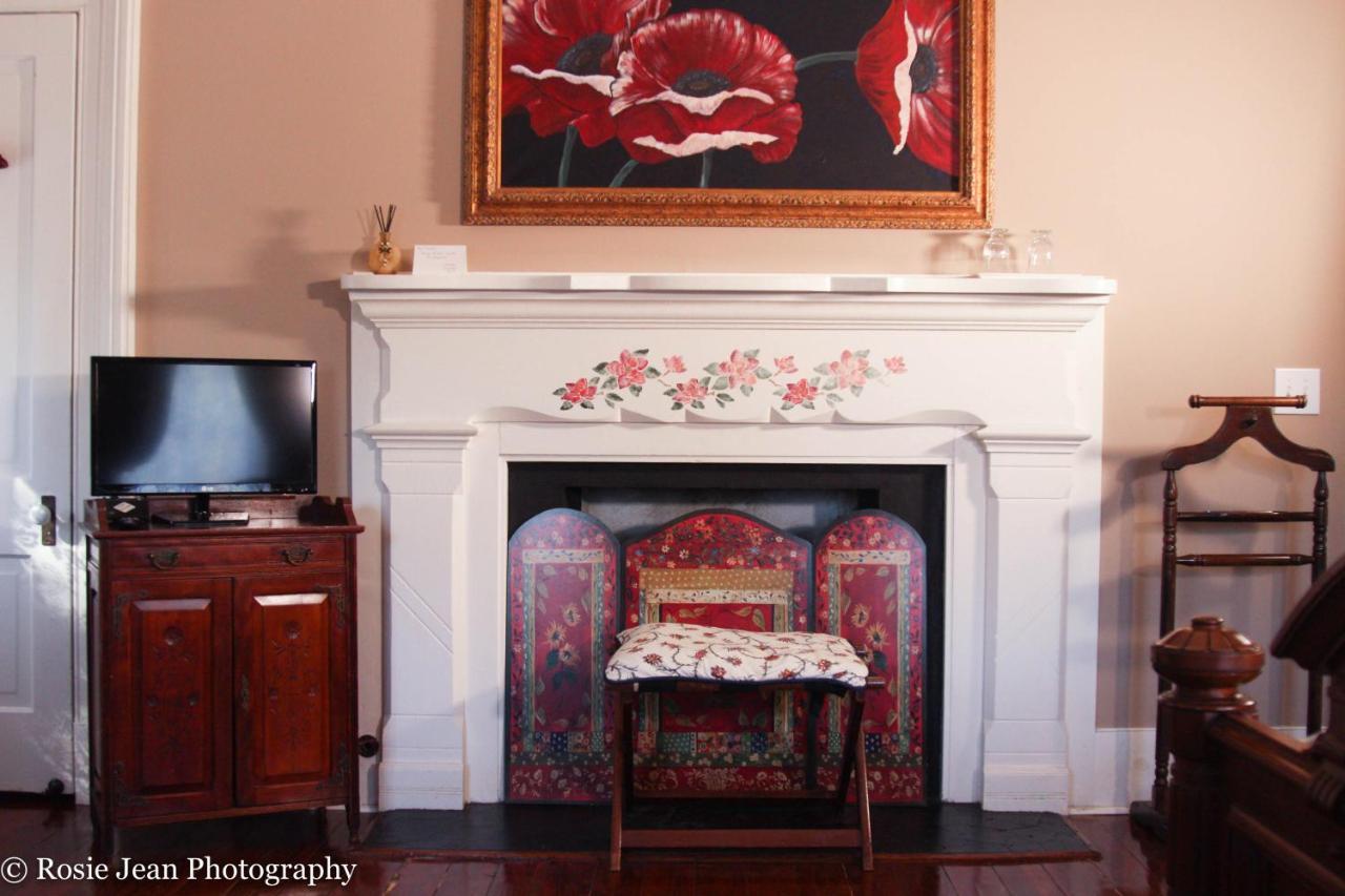 Flowertown Bed And Breakfast サマービル エクステリア 写真