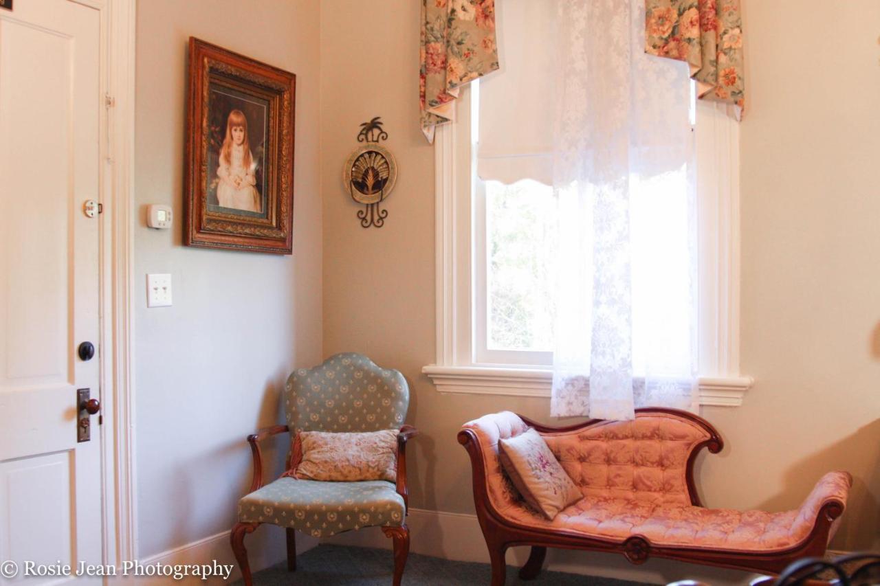 Flowertown Bed And Breakfast サマービル エクステリア 写真