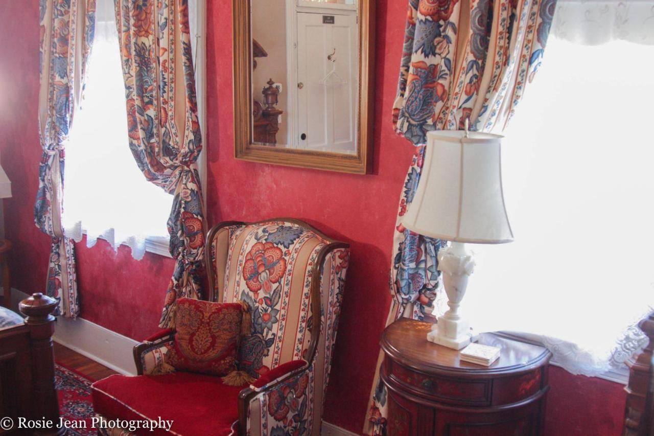 Flowertown Bed And Breakfast サマービル エクステリア 写真